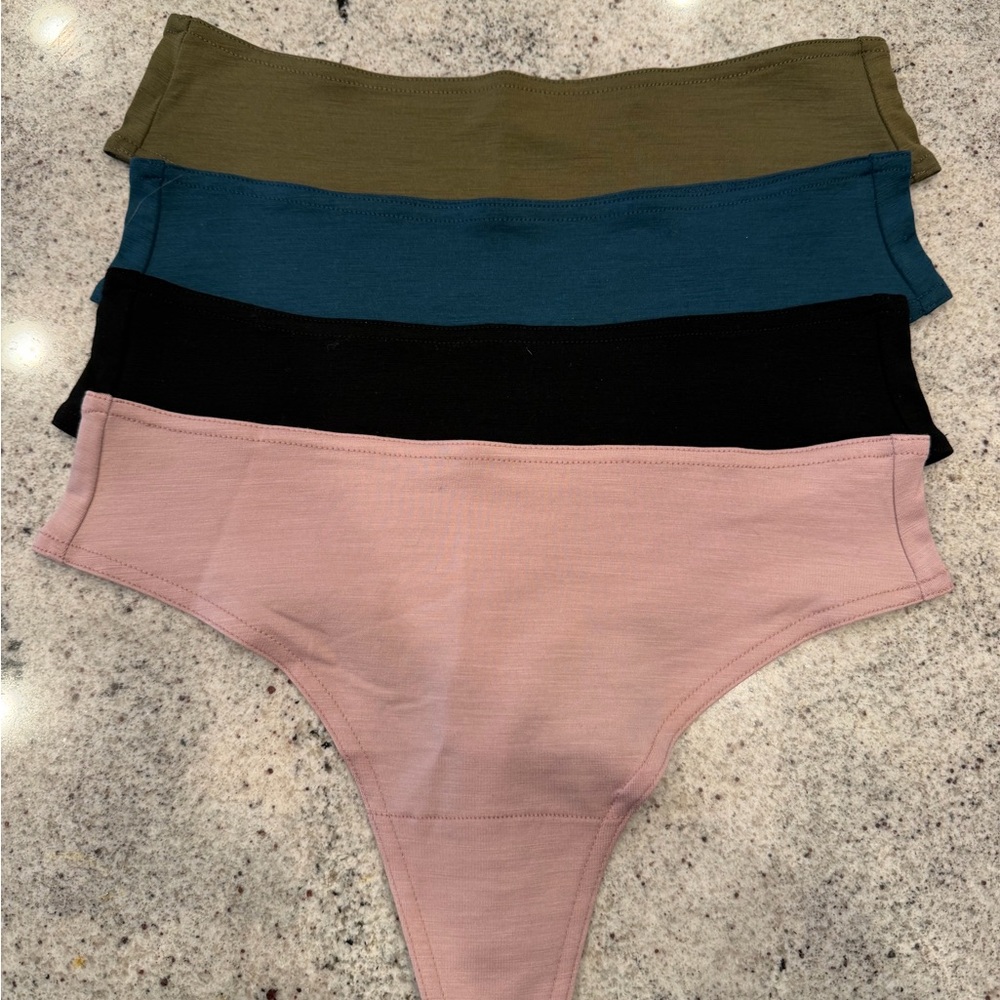 Simply Merino sz medium emerald green thong NWT